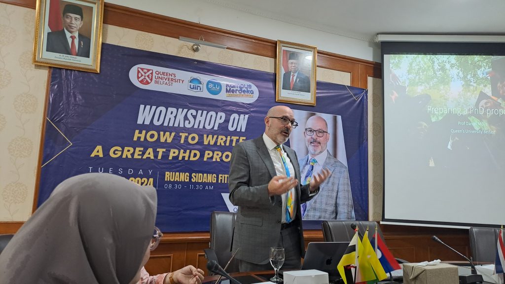 01- Bukti Workshop on how to write a great PhD proposal 01- Bukti Workshop on how to write a great PhD proposal