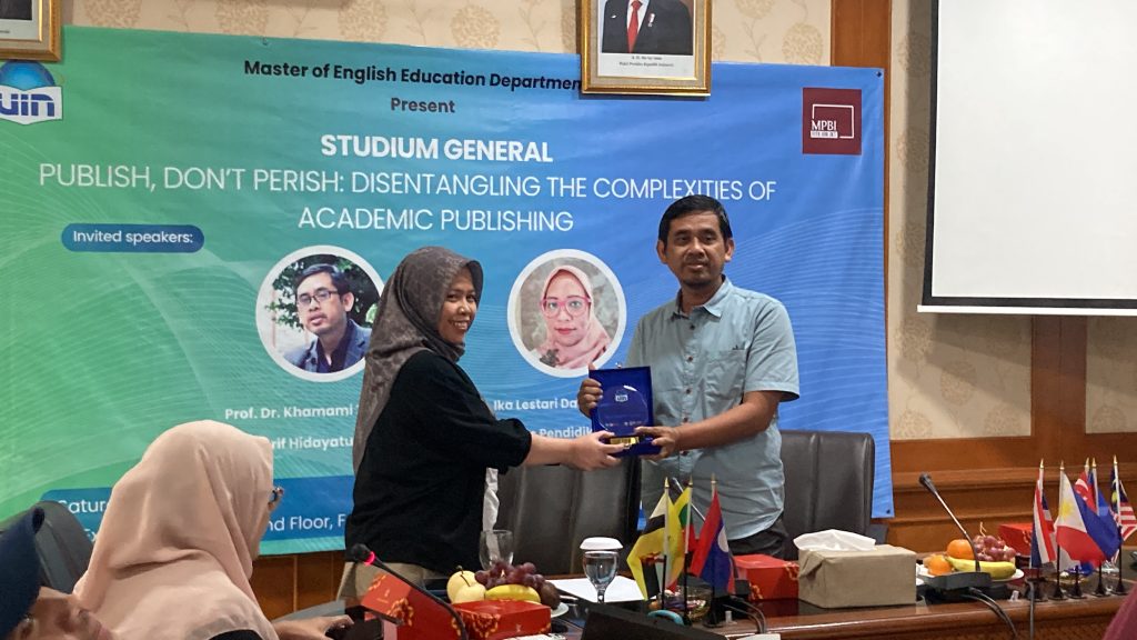 1- Foto kegiatan studium generale May 4, 2024 1- Foto kegiatan studium generale May 4, 2024